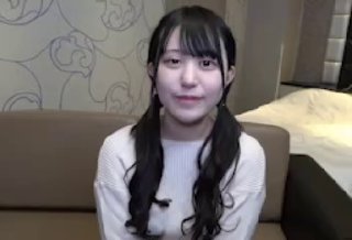 扎两个辫子萌妹子连体漏奶网袜,小型道具抽插自慰呻吟娇喘,很是诱惑喜欢不要错过